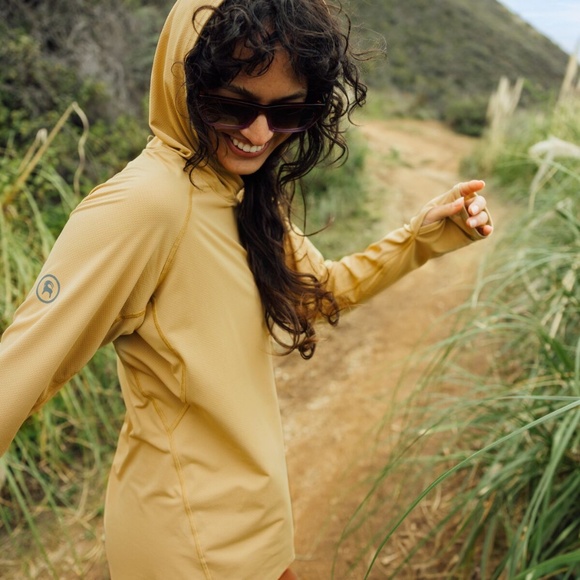 Backcountry Tahoe Sun Hoodie Women's Gray - Picture 4 of 10